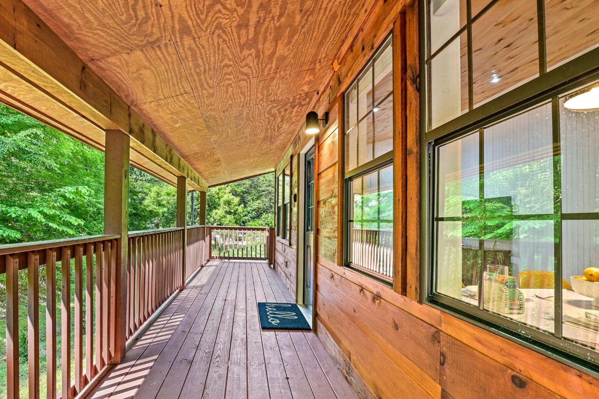 סביירוויל Smoky Mountains Hut Tub Cabin Dog Friendly מראה חיצוני תמונה