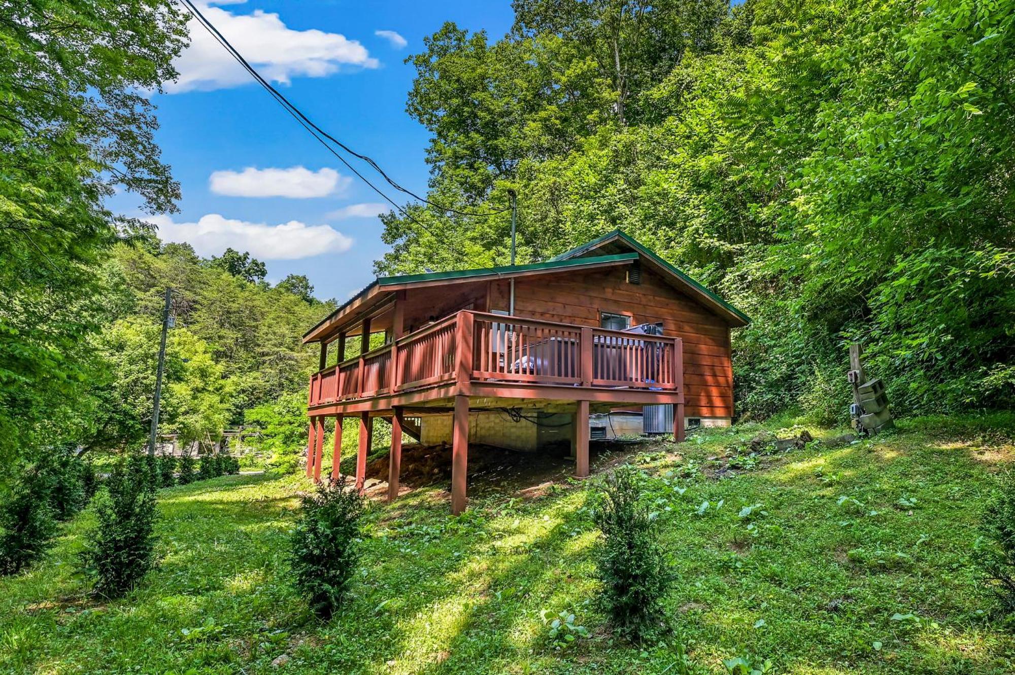 סביירוויל Smoky Mountains Hut Tub Cabin Dog Friendly מראה חיצוני תמונה