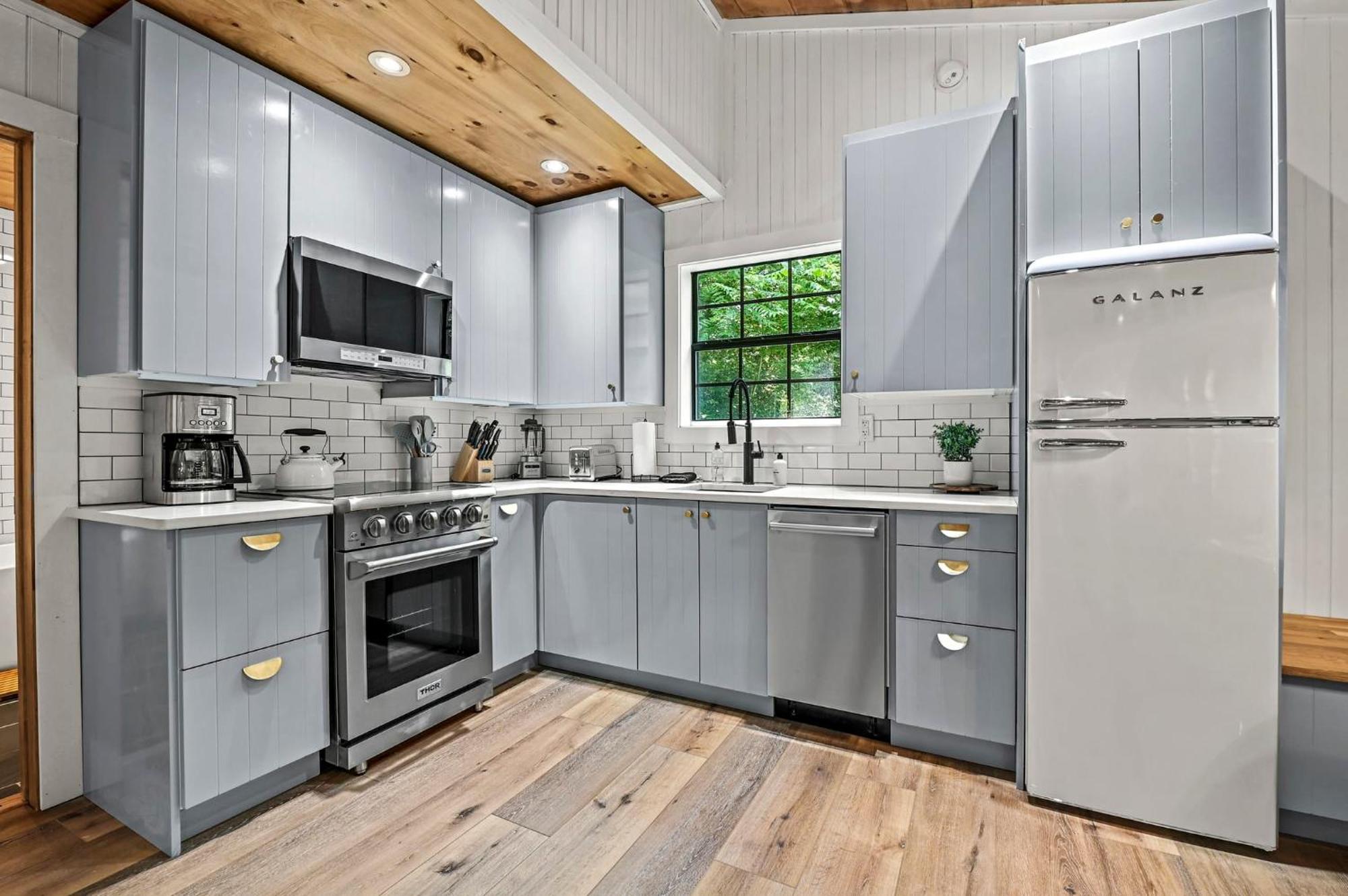 סביירוויל Smoky Mountains Hut Tub Cabin Dog Friendly מראה חיצוני תמונה