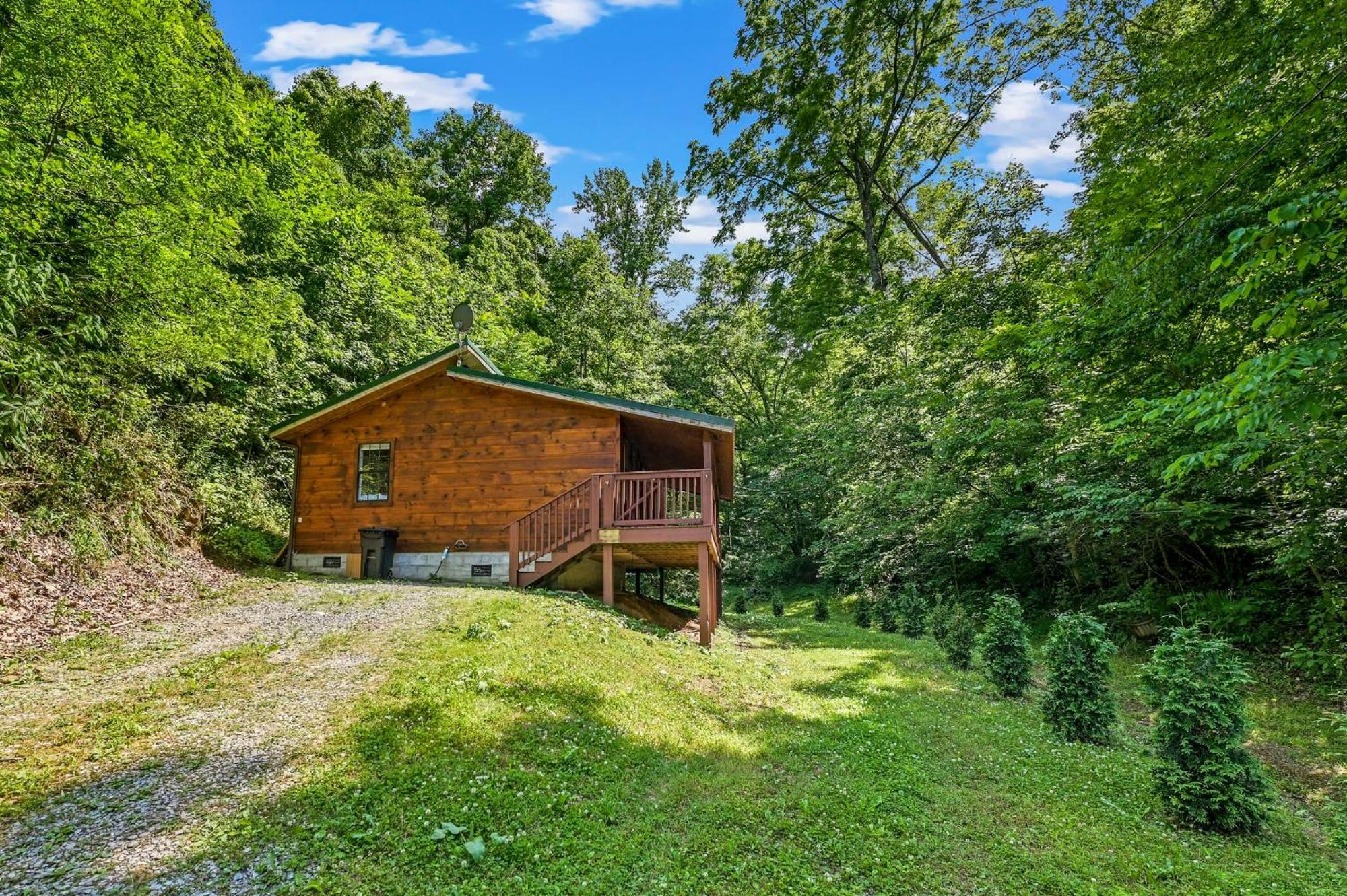סביירוויל Smoky Mountains Hut Tub Cabin Dog Friendly מראה חיצוני תמונה